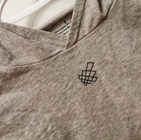 JedNorth crop long sleeve - Picture 2 of 3